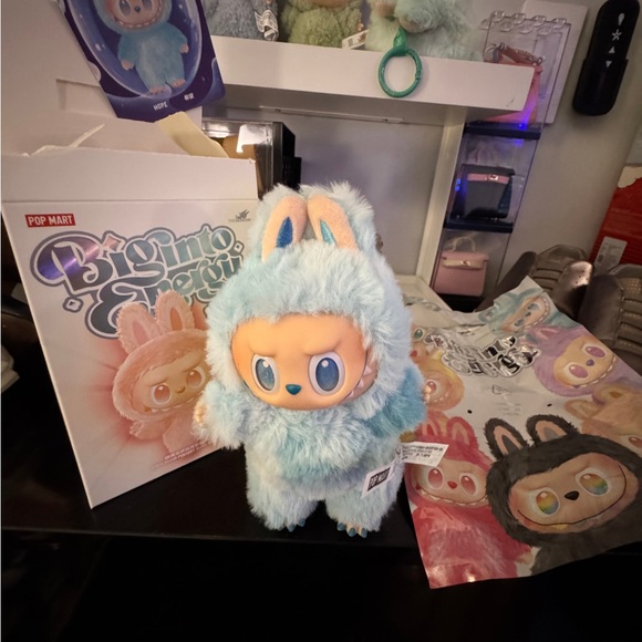 Available Labubus - Picture 12 of 13